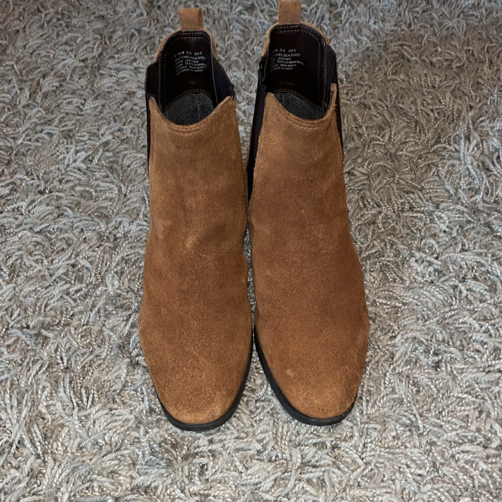 Kenneth Cole Reaction Brown Suede Ankle Boots - Picture 2 of 8